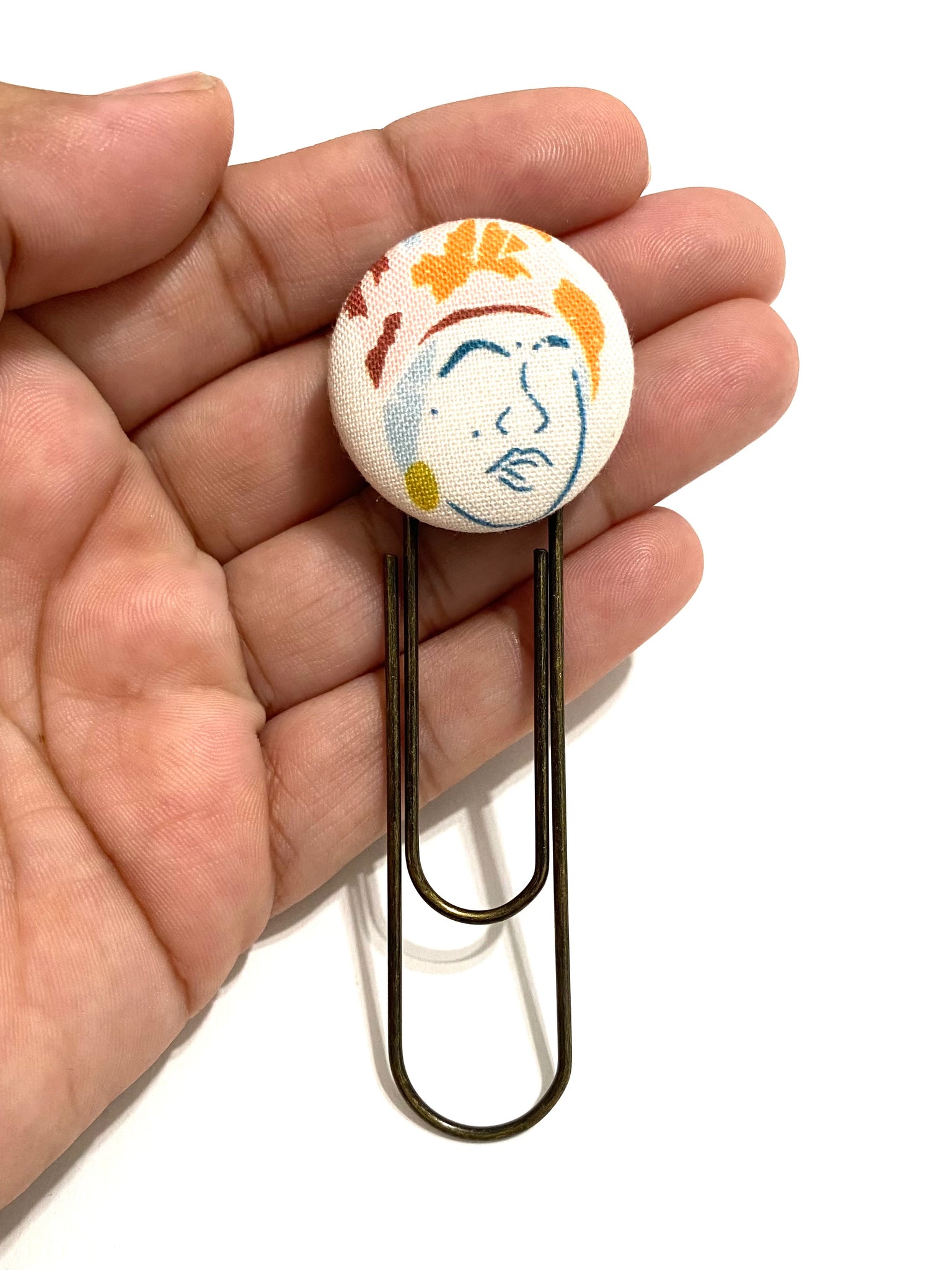 Essence Bookmark
