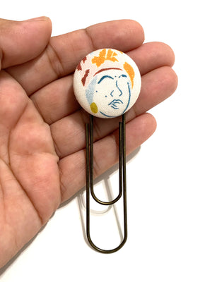 Essence Bookmark