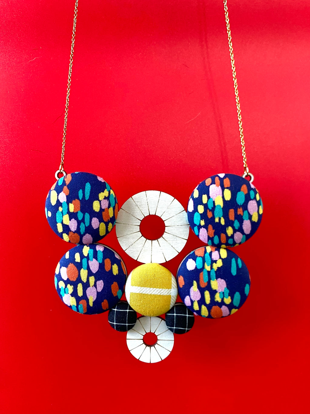 Ciclos Necklace- White- Paint Strokes