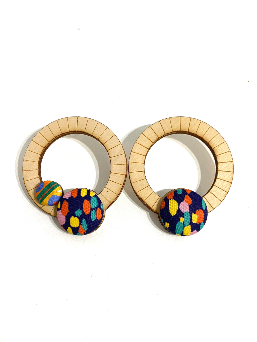 Ciclos Medium Hoops- White - Paint Splatter