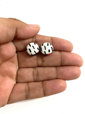 Small Studs - Dashes